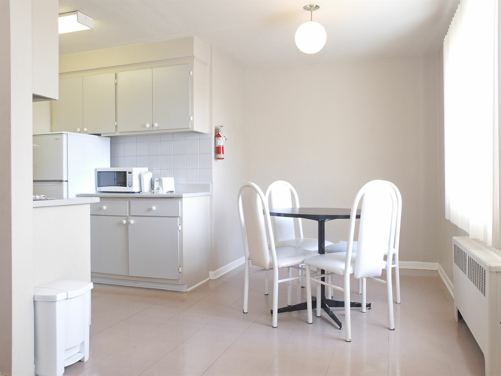 Beausejour Hotel Apartments/Hotel Dorval Esterno foto